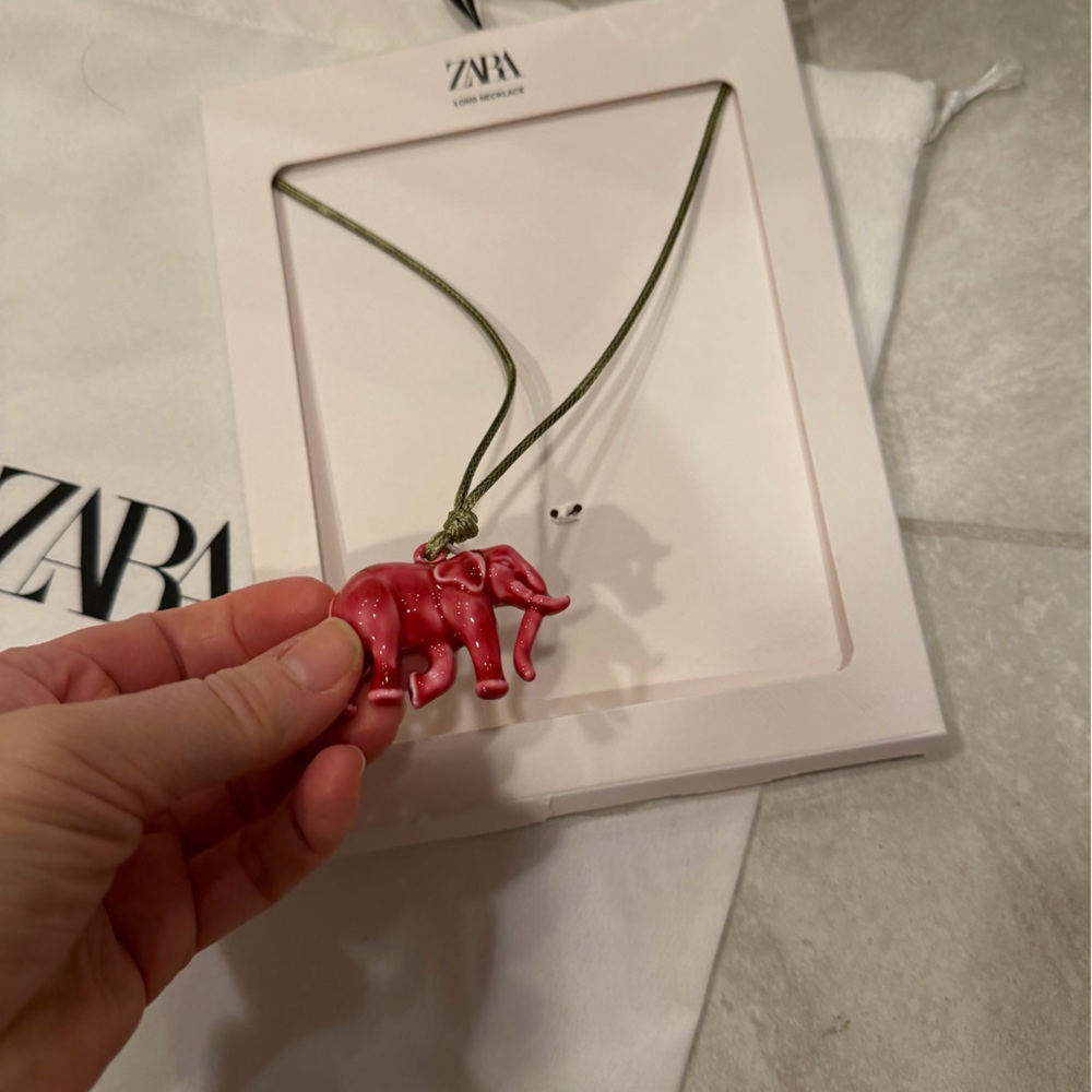 Zara cord necklace elephant shape